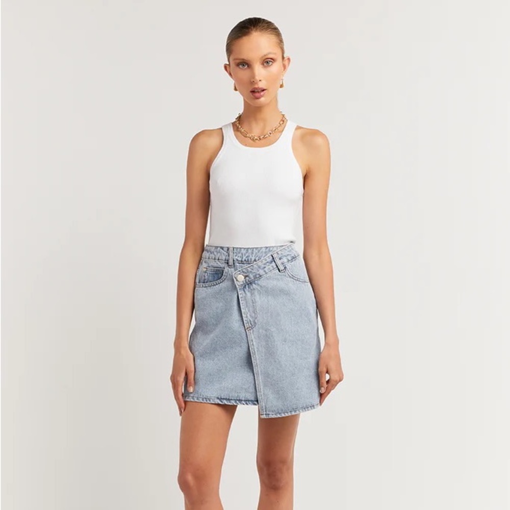 Dissh Cameron asymmetrical skirt sz 2